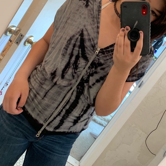 wyl metropark cute zip up jacket short sleeve - Picture 3 of 4